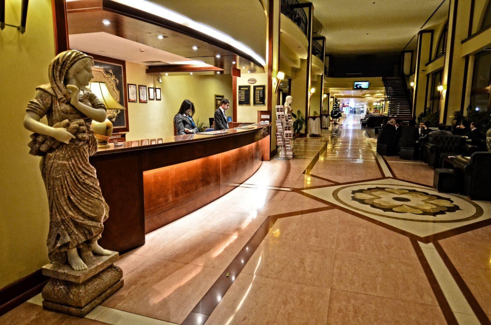 Akgun Elazig Hotel Buitenkant foto