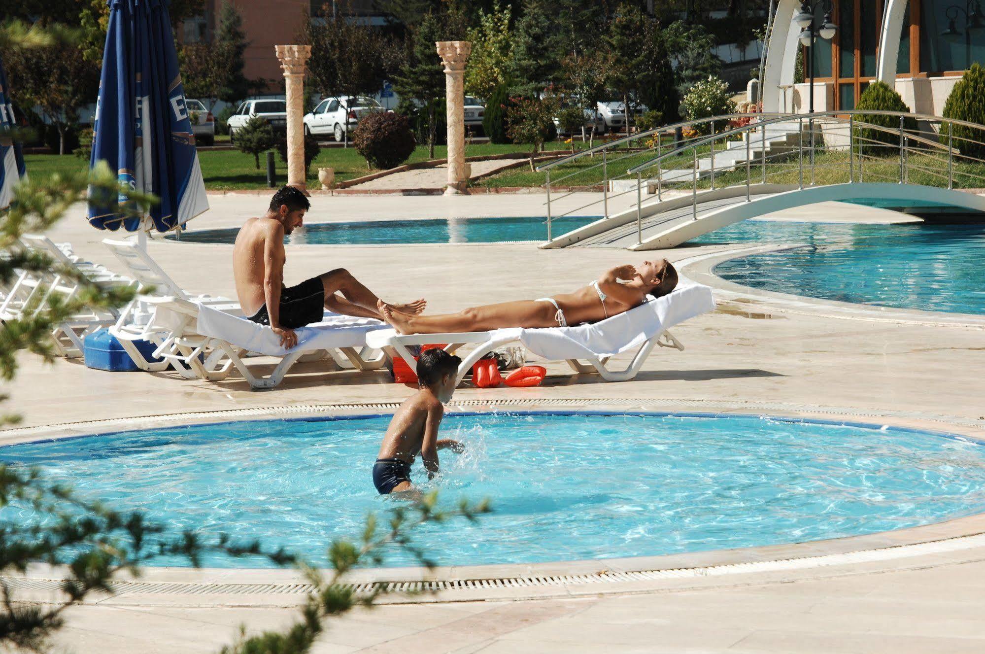 Akgun Elazig Hotel Buitenkant foto